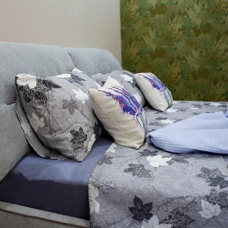 Байзакова 133, Новостройка Apartment Pavlodar Exterior photo